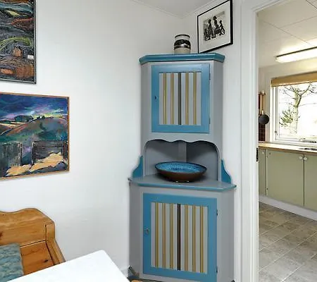 Dom wakacyjny Two-bedroom Holiday In 4 *